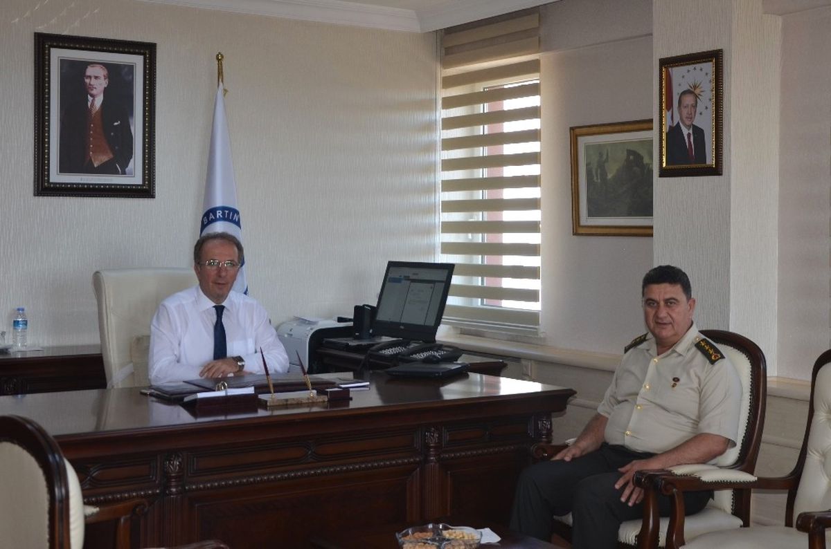 Bartın İl Jandarma Komutanından Rektör Uzun\'a Ziyaret