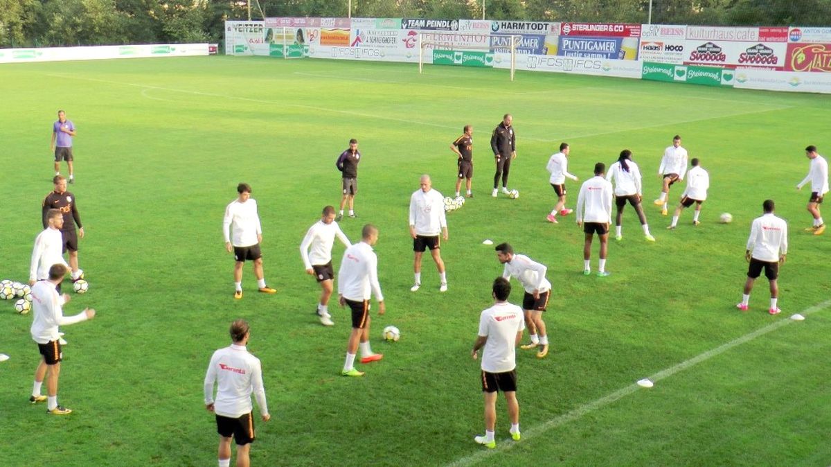 Galatasaray, Avusturya Kampını Sürdürüyor