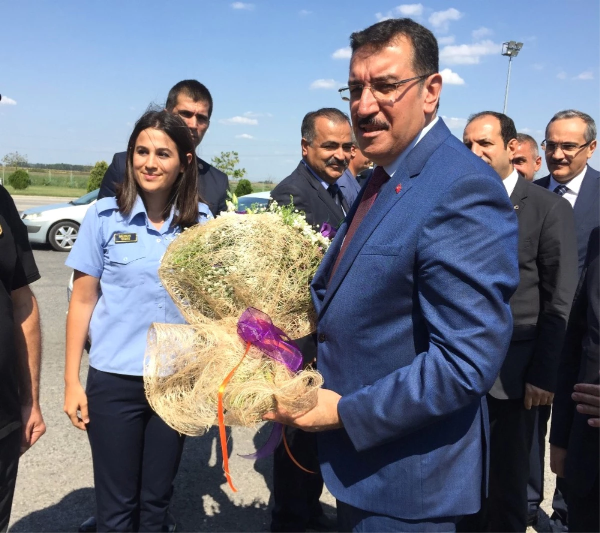 Gümrük Bakanı Tüfenkci, İpsala Gümrük Kapısı\'nda İncelemelerde Bulundu