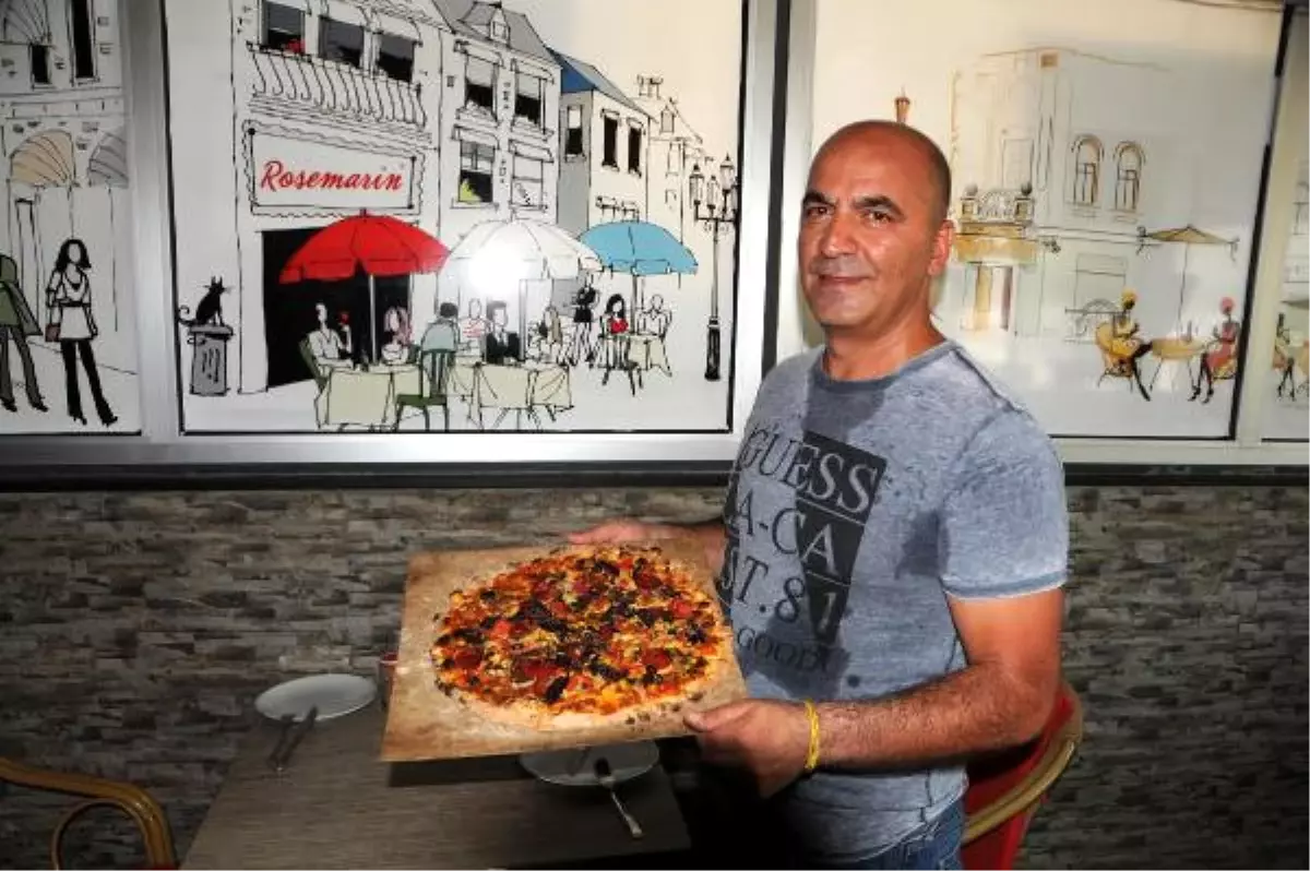 Kanada\'da Yaşayan Dünyaca Ünlü Pizzacı, Tatil İçin Memleketi Tunceli\'ye Geldi