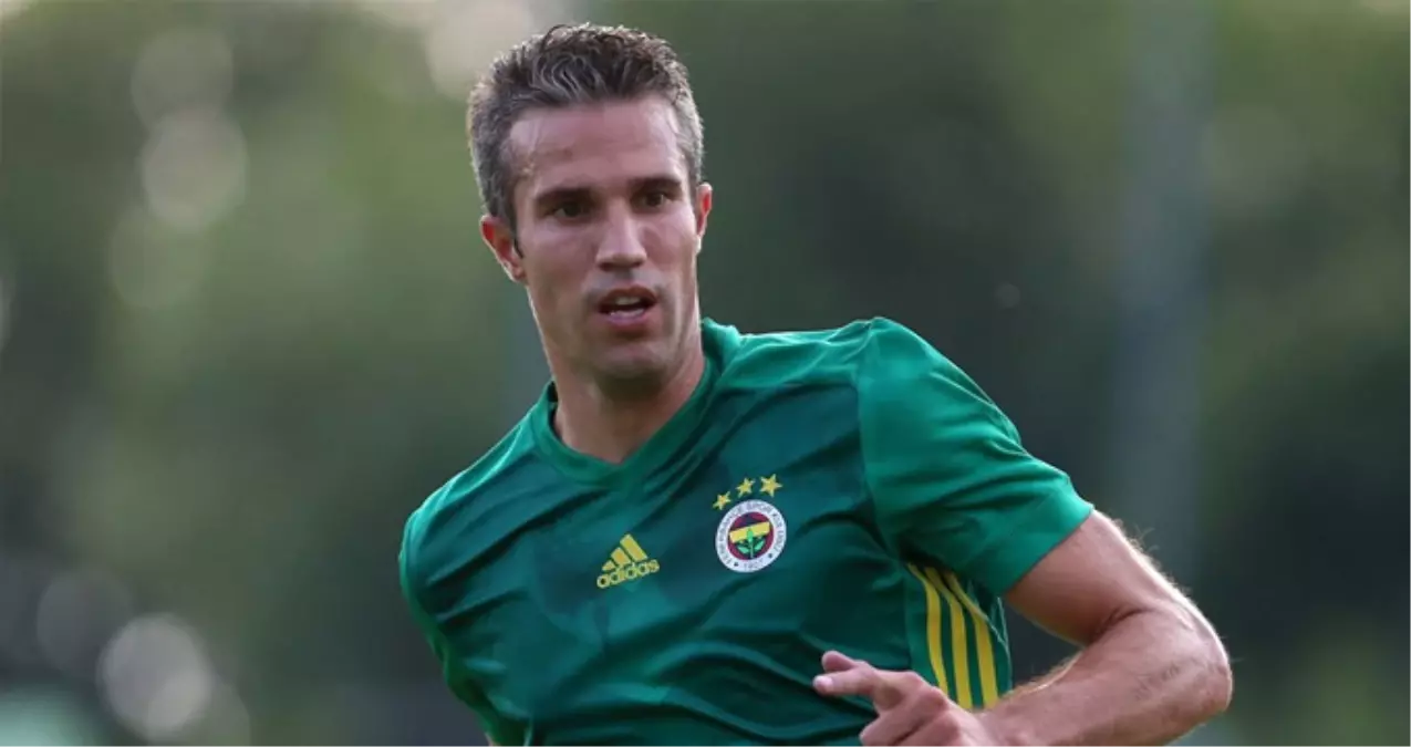 Robin van Persie İyileşti, Sturm Graz Maçında Sahada Olabilecek