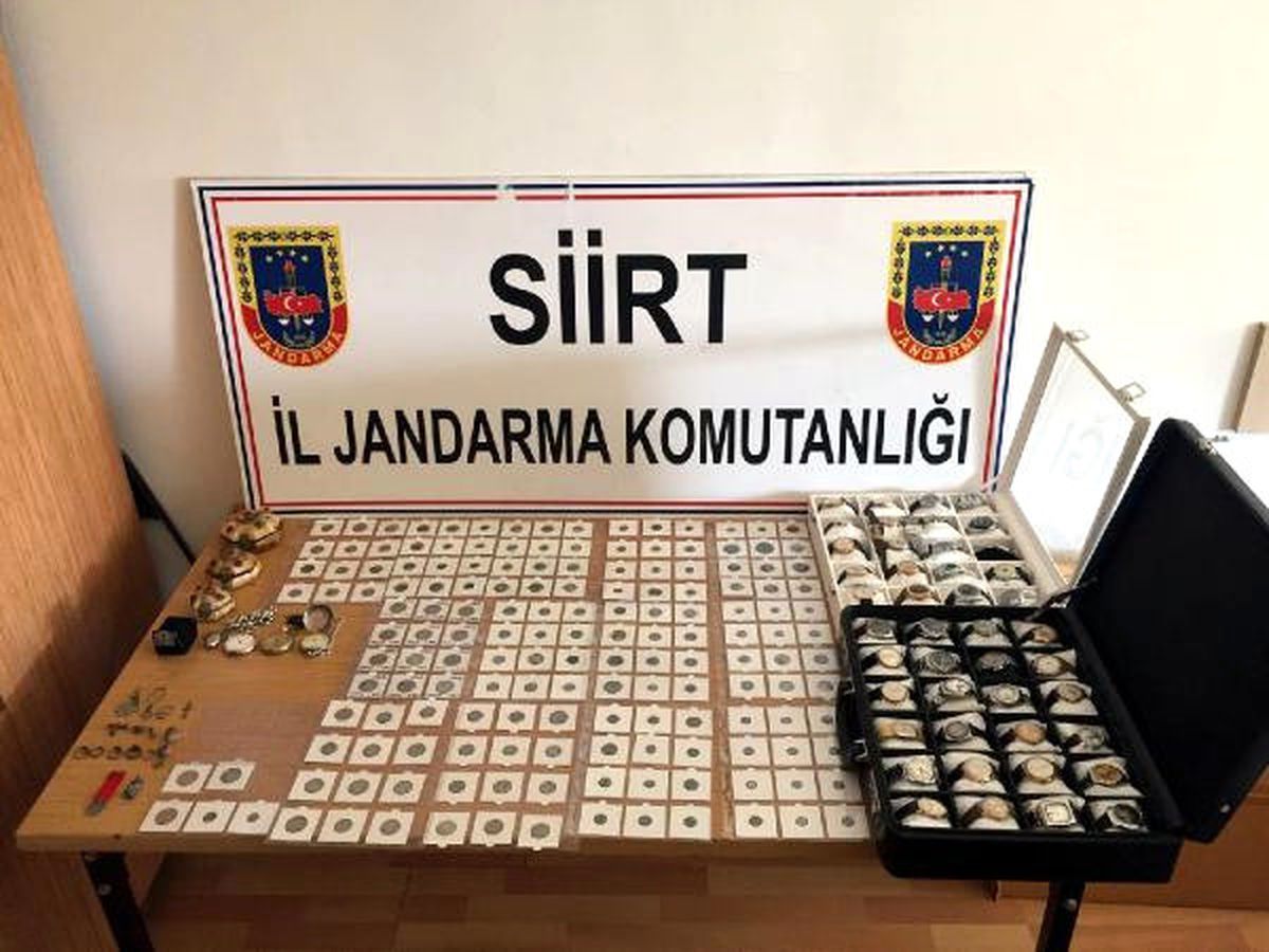 Siirt\'te Selçuklu-Osmanlı Dönemi Gümüş Sikkeler Ele Geçirildi