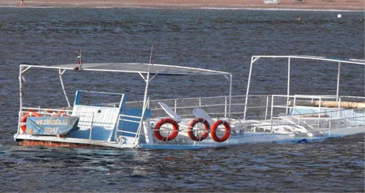 Marmaris\'te Tekne Battı: 3 Kişi Boğularak Öldü, 8 Kişi Kurtarıldı