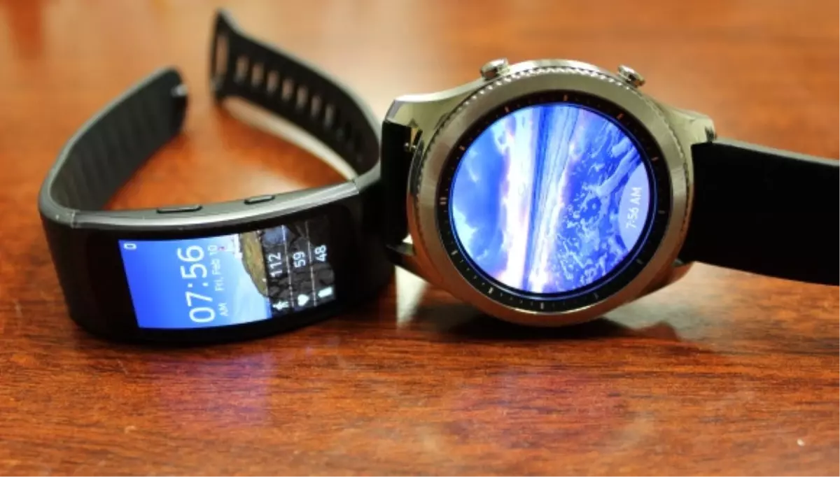 Yeni Samsung Gear\'dan İlk Bilgiler Geldi!