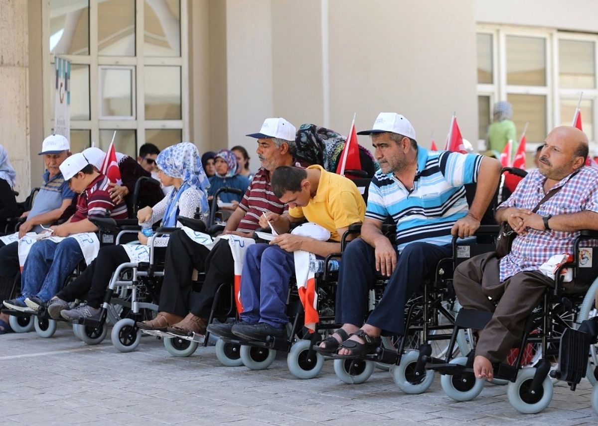 Büyühşehir\'den Engellilere Yardım Eli