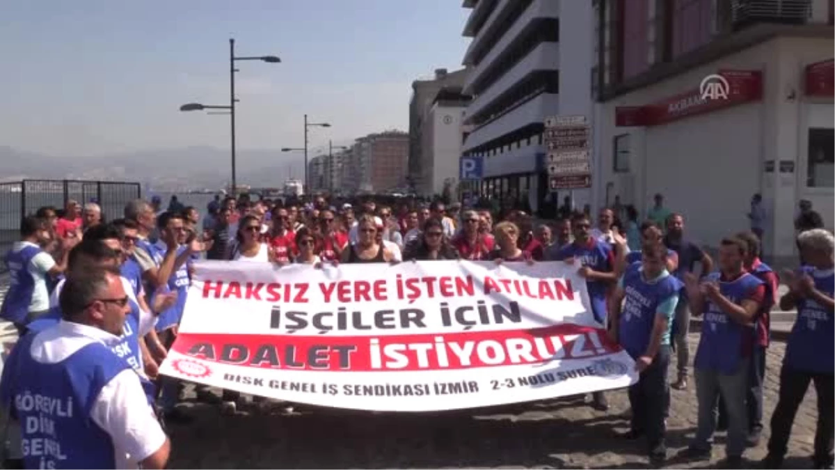Büyükşehir Belediyesinden İşten Çıkartılmaları Protesto Ettiler