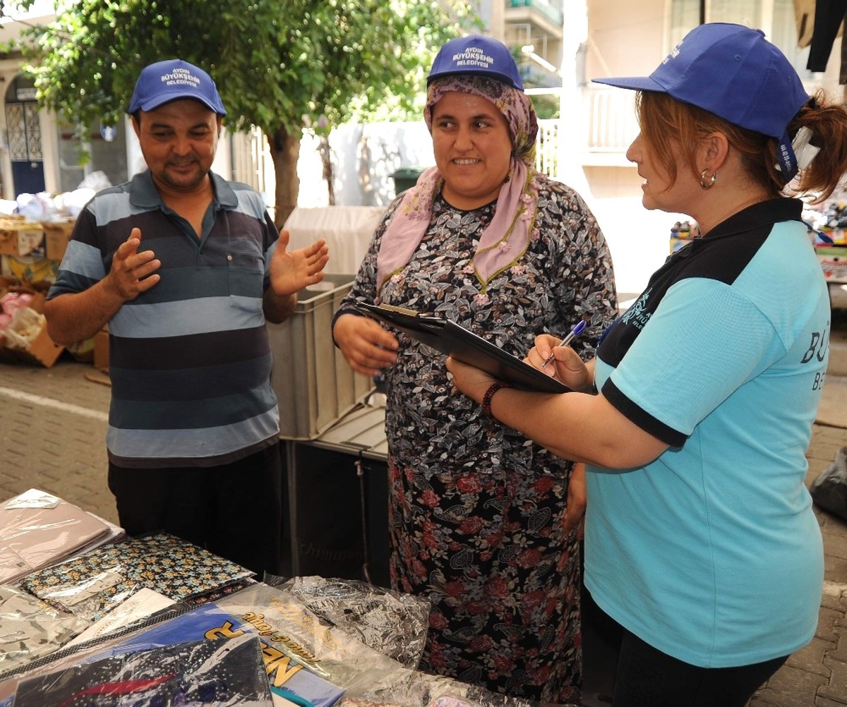 Büyükşehir Vatandaşın Sorunlarını Sahada Dinliyor
