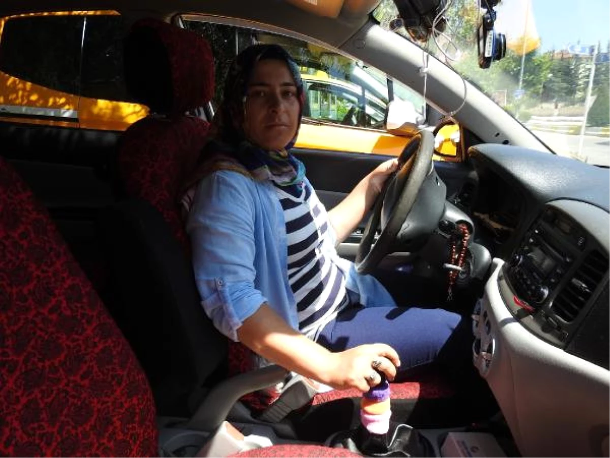 Çorum\'un Tek Kadın Taksi Şoförü