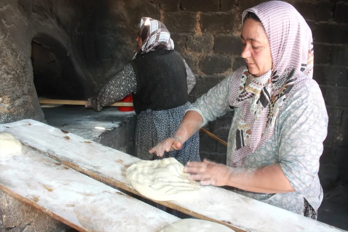 Derinkuyu\'da Kadınlara "Mahalle Fırını"