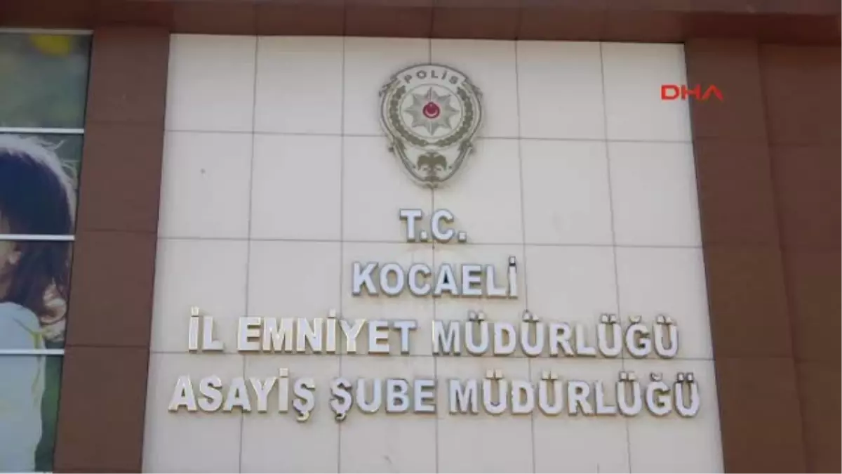 Kocaeli Pazarda Yankesicilik Yapan Kadın Yakalandı