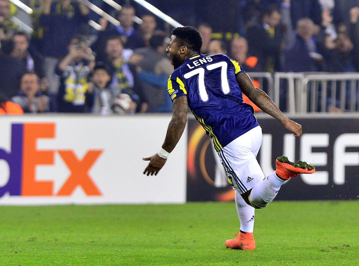 Lens Beşiktaş\'ta