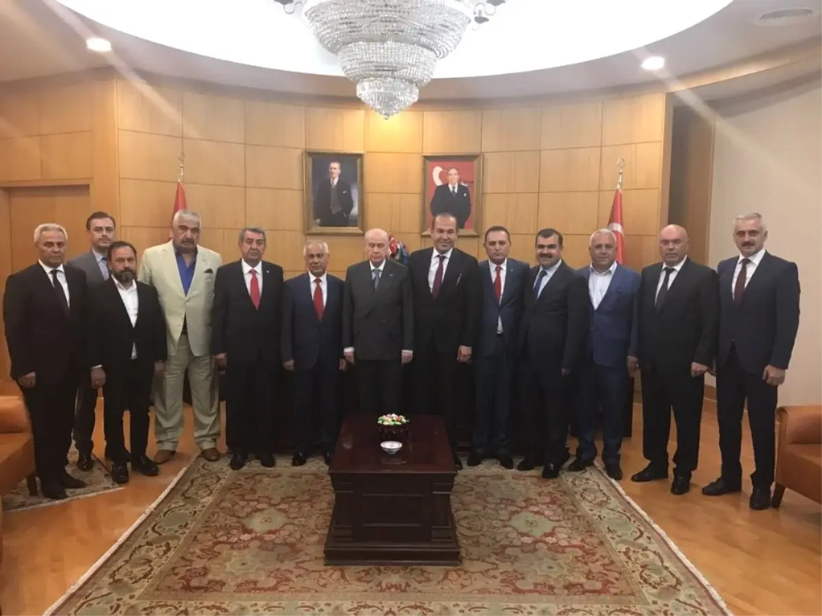 MHP\'li Belediye Başkanlarından Bahçeli\'ye Hizmet Brifingi