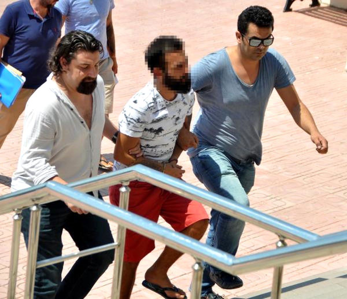 Oteldeki Odasında Kokain Bulunan Şüpheli Gözaltına Alındı