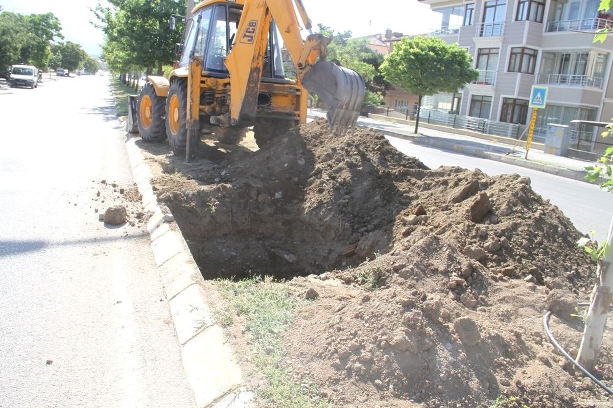 Otomatik Sulama Sistemi Çalışmaları Devam Ediyor
