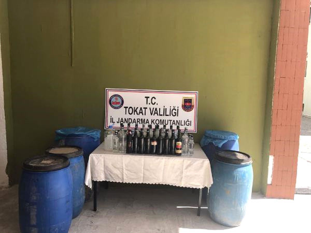 Tokat\'ta 260 Litre Sahte Rakı Ele Geçirildi