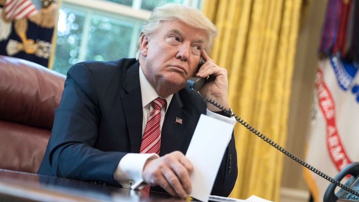 Trump\'tan Meksika Liderine: Duvarın Masrafını Ödemeyeceğinizi Söylemeyin