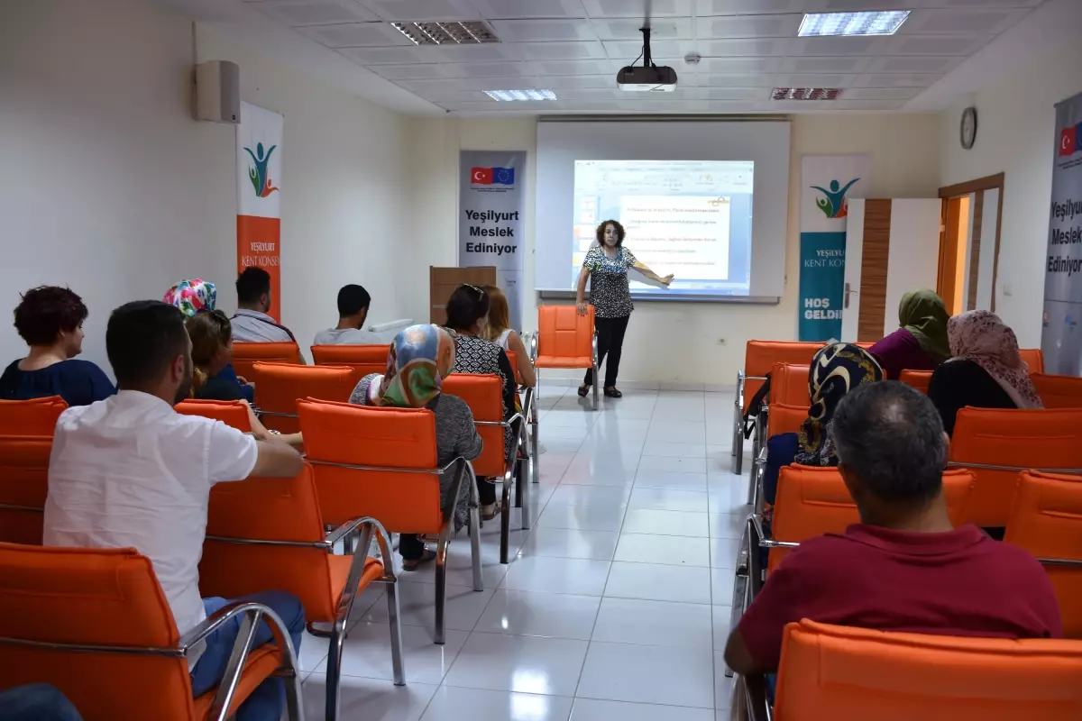 Yeşilyurt Kent Konseyi\'nde Kosgeb Eğitimleri Başladı