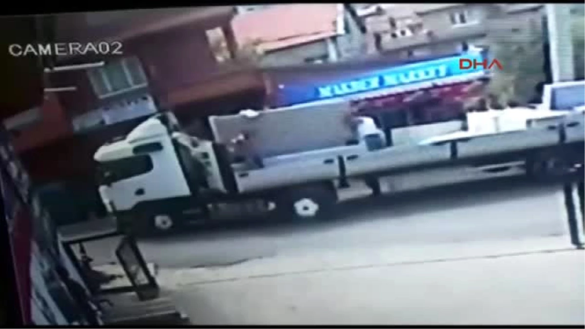 Zonguldak\'ta Tır\'daki İş Kazası Güvenlik Kamerasında
