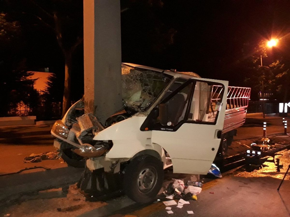Başkent\'te Trafik Kazası: 3 Yaralı