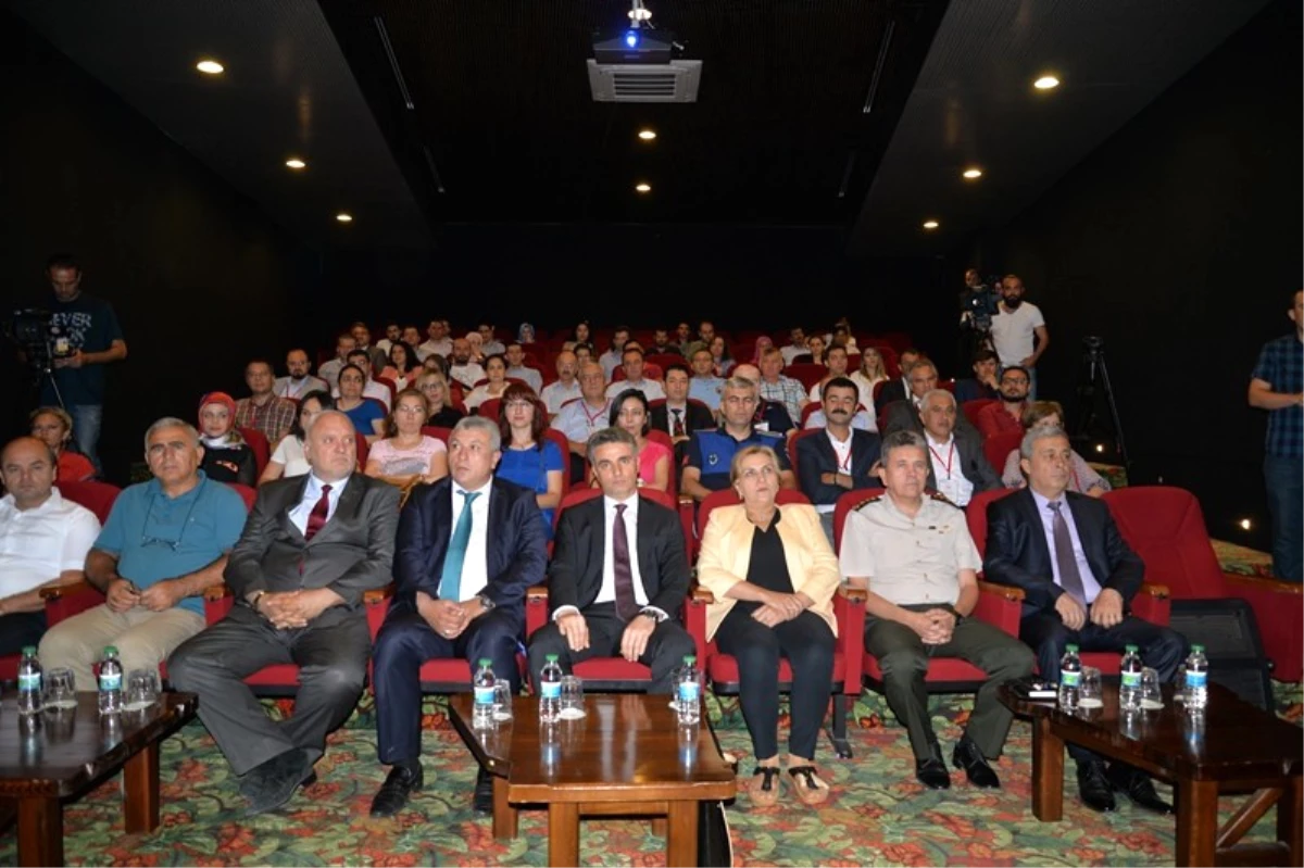 Bolu\'da, Uyuşturucu ile Mücadele Çalıştayı Düzenlendi