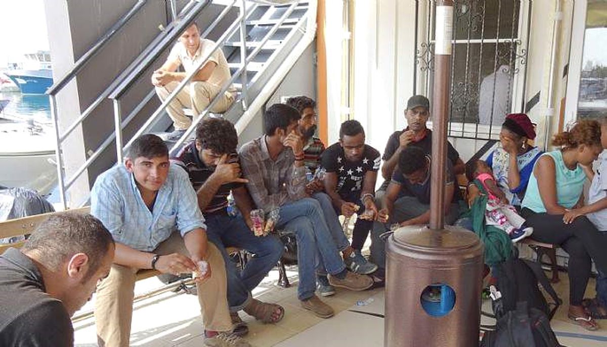 Dha Yurt -  İzmir Dikili Açıklarında 31 Göçmen Böyle Yakalandı