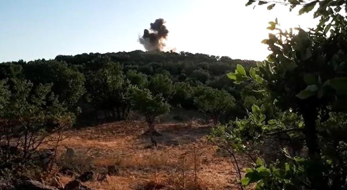 Dicle\'de Yola Tuzaklanmış 2 El Yapımı Patlayıcı İmha Edildi