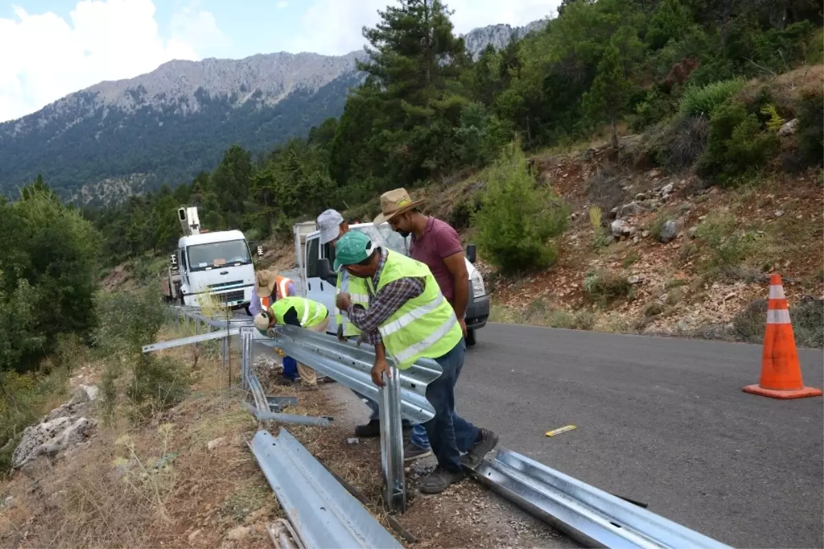 Feslikan Yaylası Yolu Bariyerle Çevreleniyor