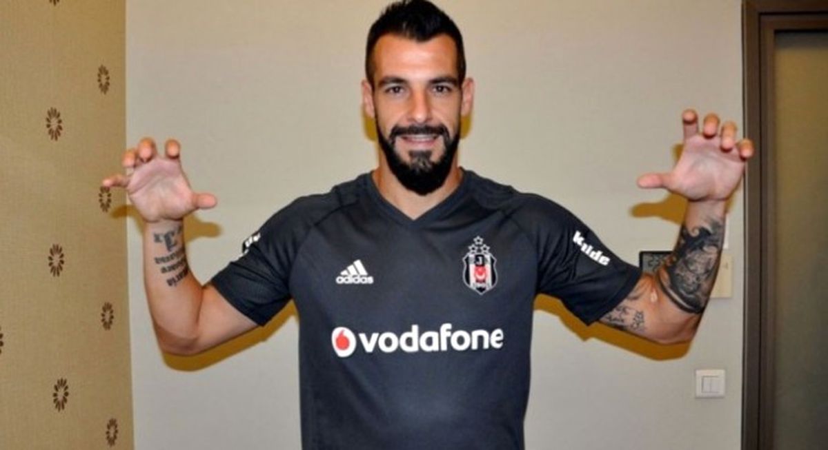Forvet Nöbeti Negredo ile Bitti