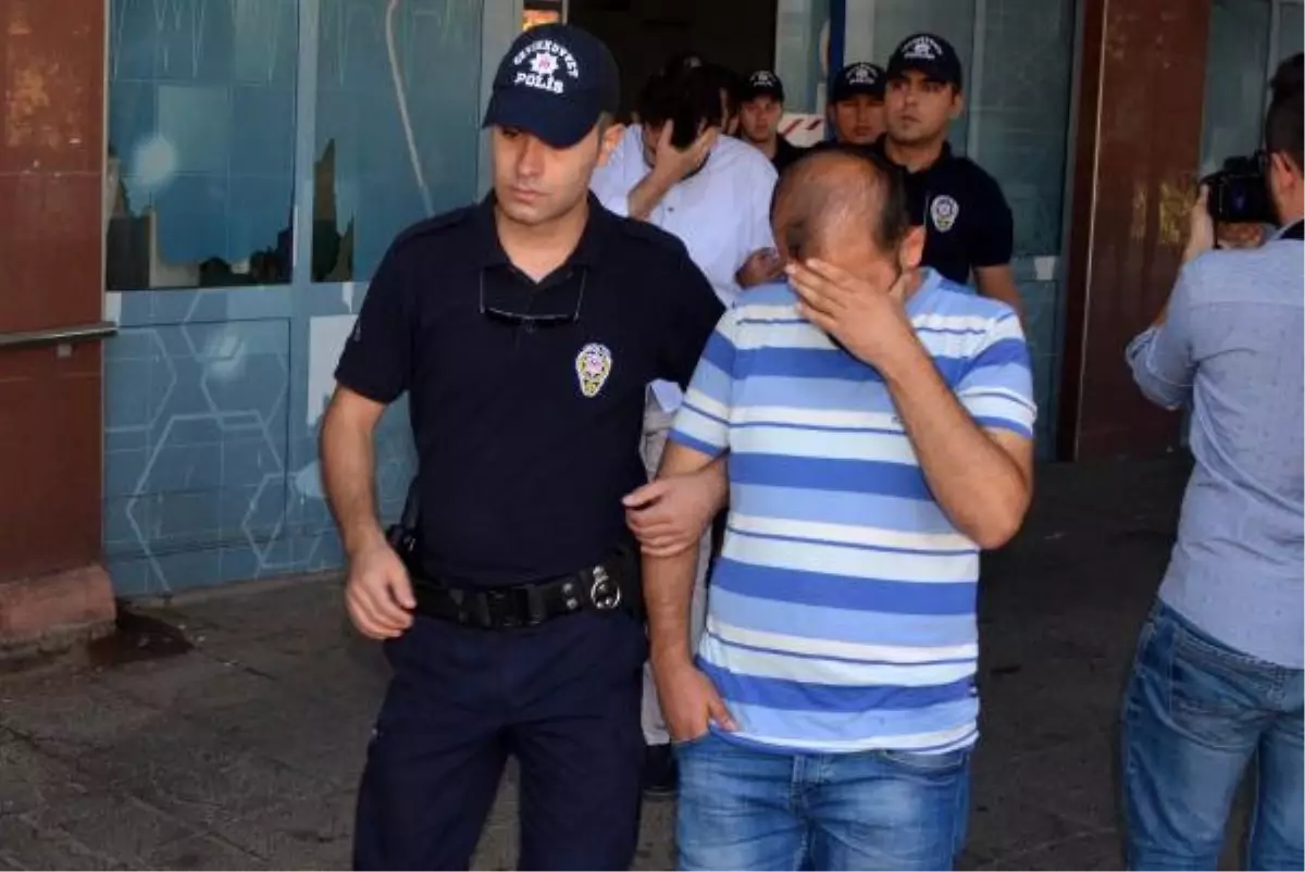 Kahramanmaraş\'ta Fetö\'den 8 Kişi Tutuklandı (2) - Yeniden