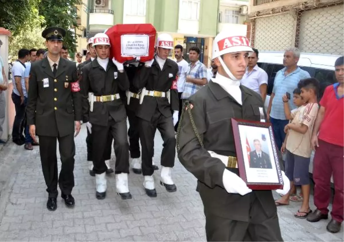 Kalp Krizi Sonucu Vefat Eden Astsubay Toprağa Verildi