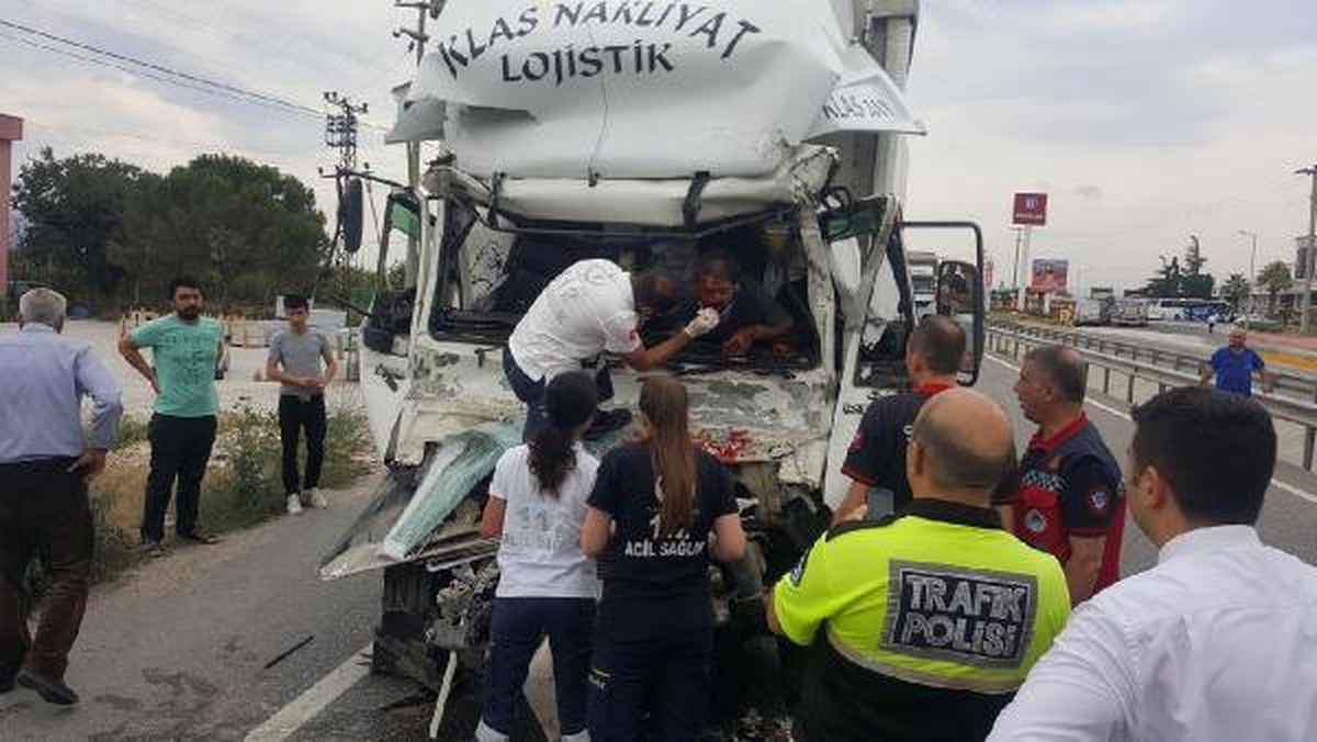 Kamyon Sürücüsü "Beni Kurtarın" Diye Feryat Etti