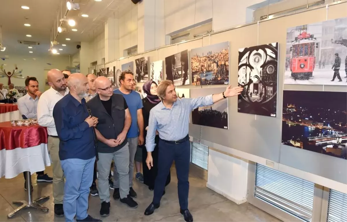 Kursiyerlerin Gözünden \'Beyoğlu Fotoğraf Sergisi\' Açıldı