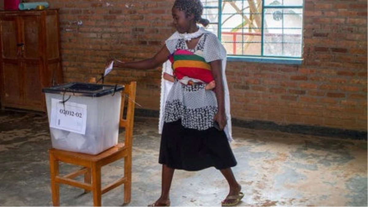 Ruanda\'da Seçim: 17 Yıldır Ülkeyi Yöneten Kegame Favori