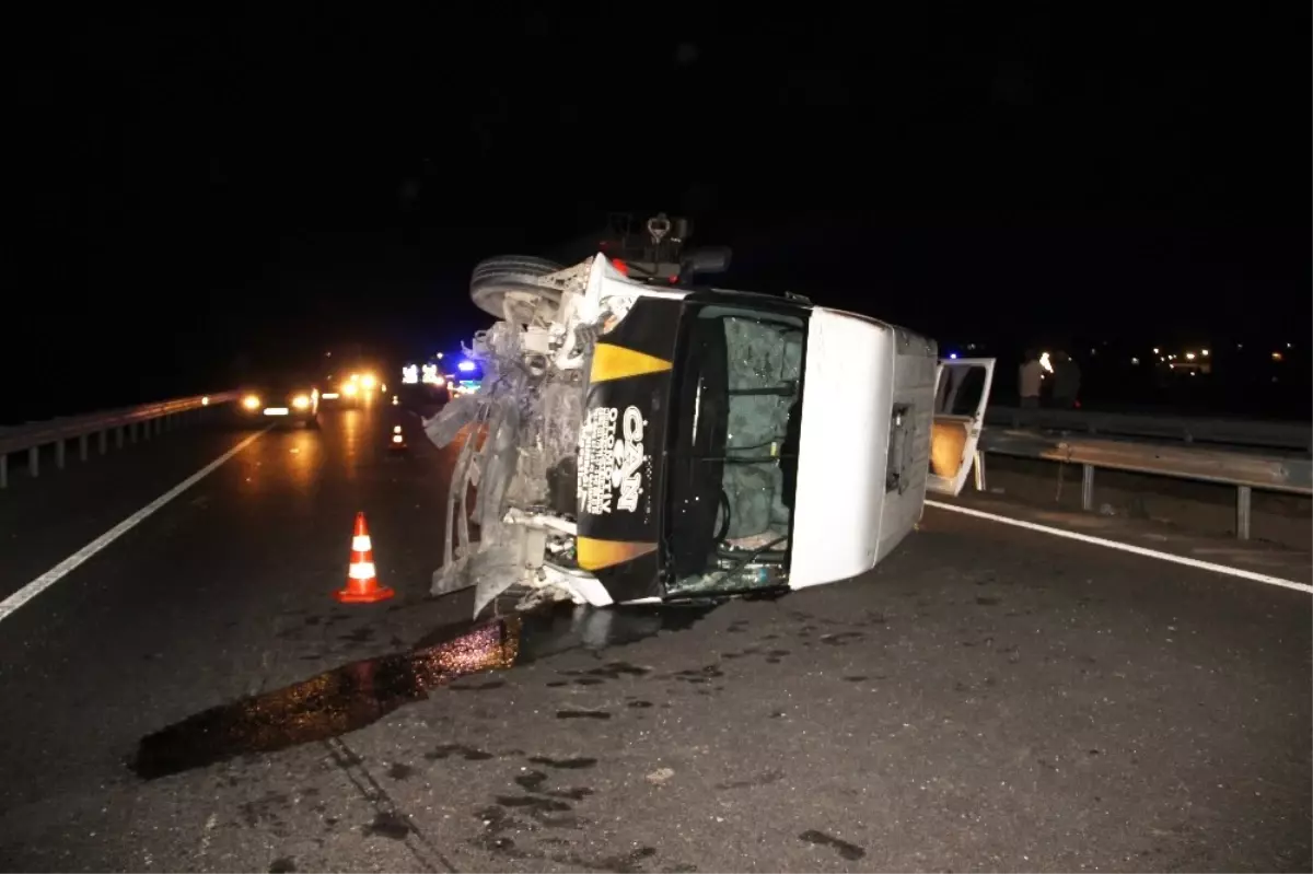 Şanlıurfa\'da Trafik Kazası: 18 Yaralı