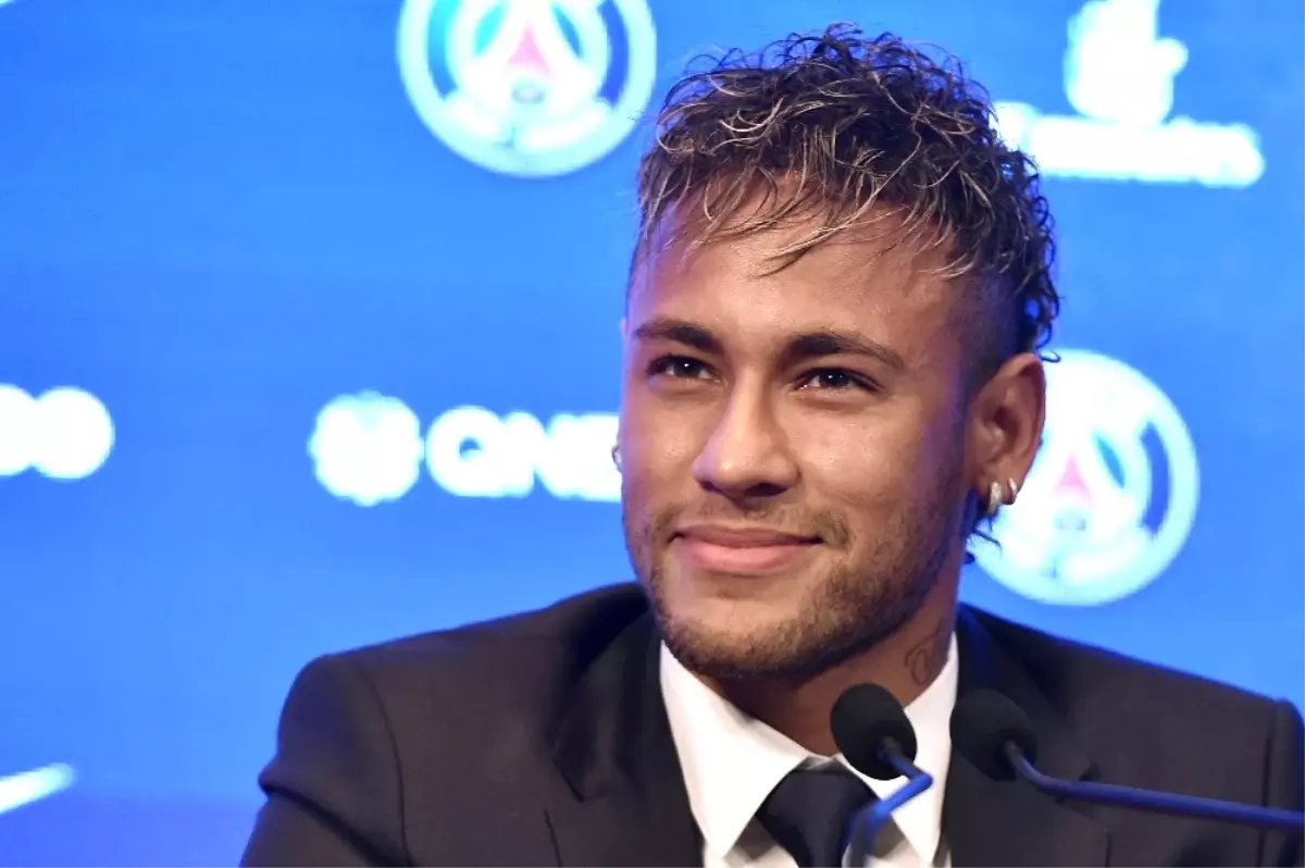 Tarihin En Pahalı Transferi Neymar İmzayı Attı