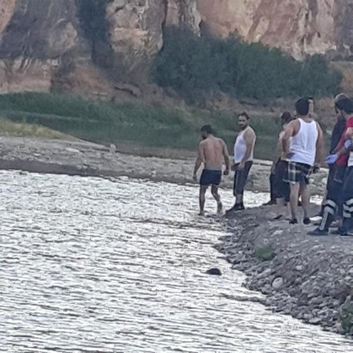2 Arkadaş, Serinlemek İçin Girdikleri Çayda Boğuldu
