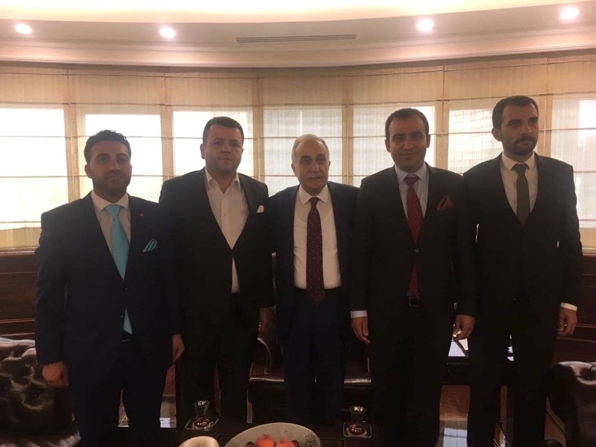 Akil Gençler Bakan Fakıbaba ile Yeni Projeleri Konuştu