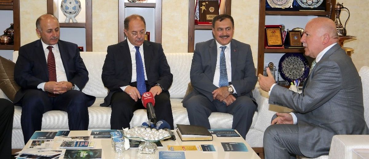 Bakan Eroğlu, Başkan Sekmen\'den Brifing Aldı