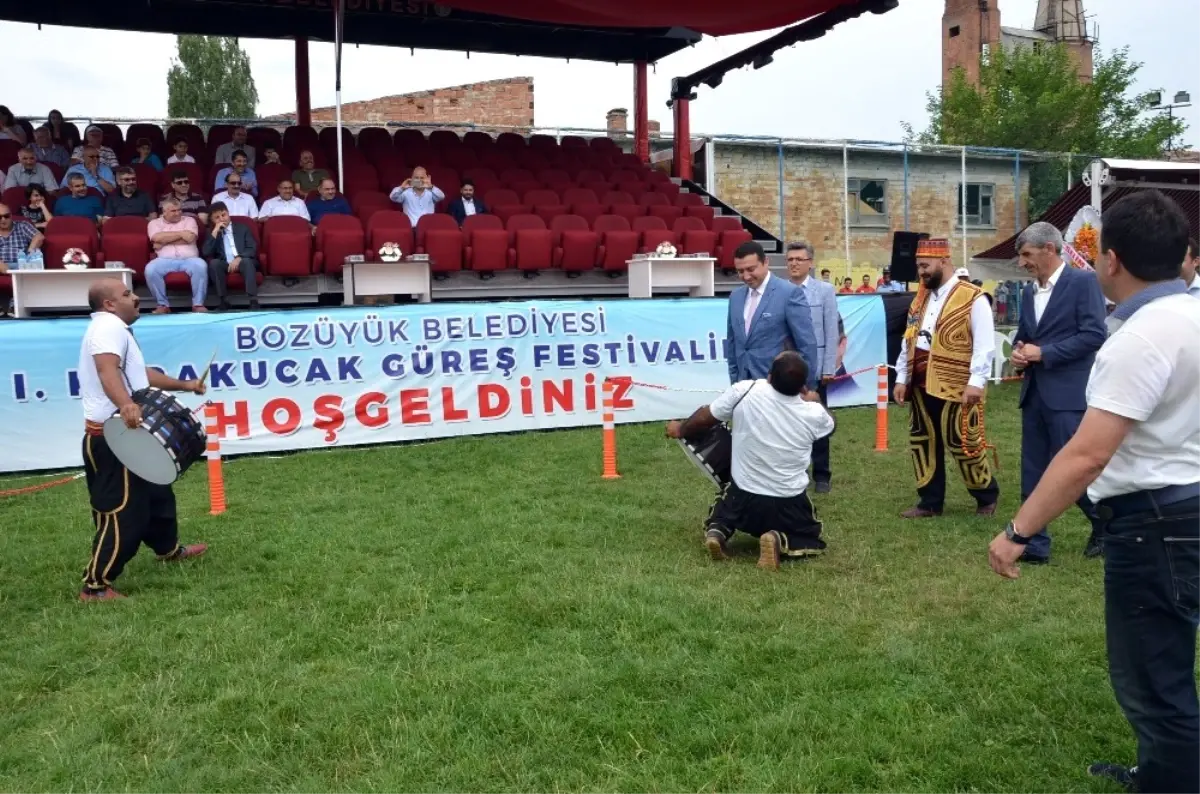 Bozüyük\'te 1\'inci Karakucak Güreş Festivali Başladı