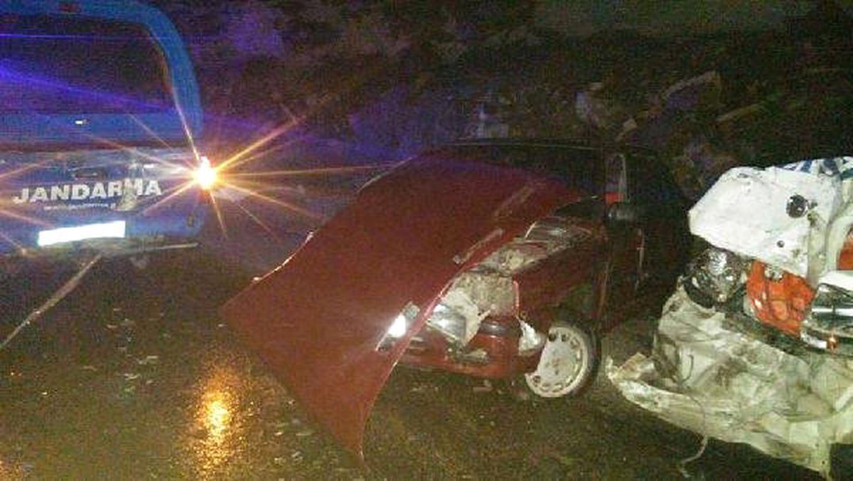 Denizli\'de Midibüs Devrildi; 1 Ölü, 1 Yaralı (2)