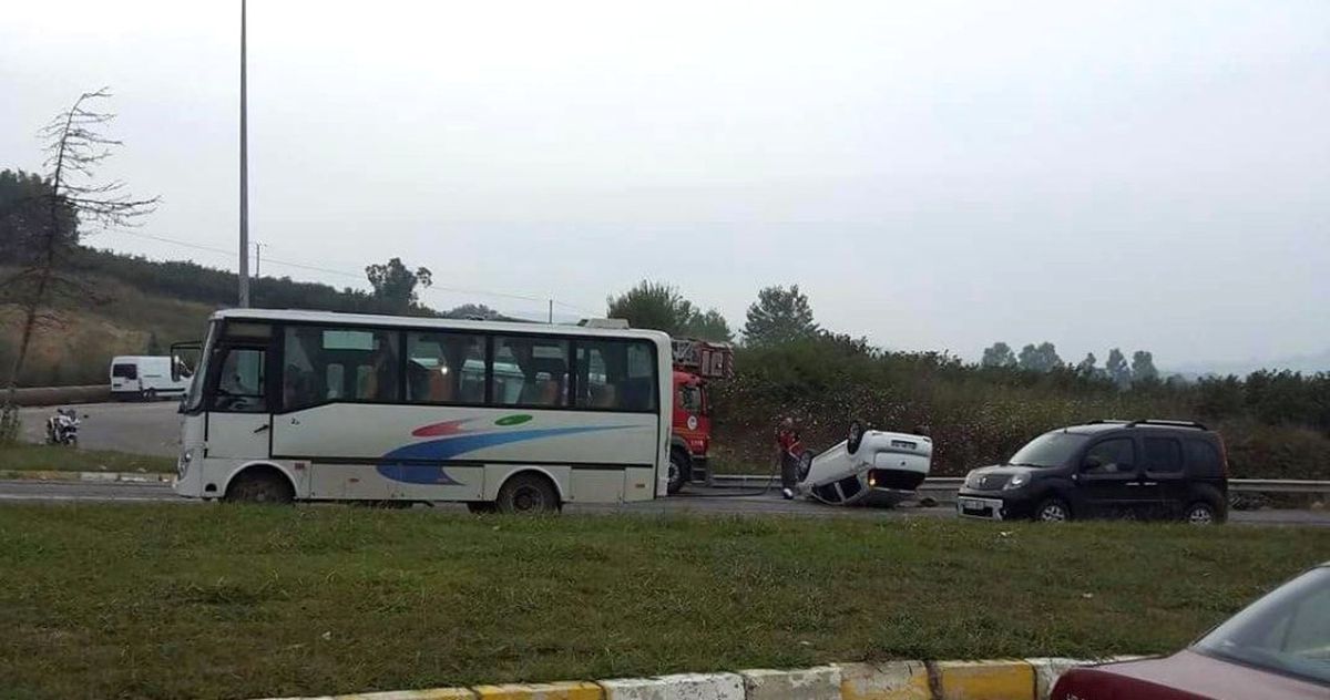 Sakarya\'da Otomobil Takla Attı: 1 Yaralı