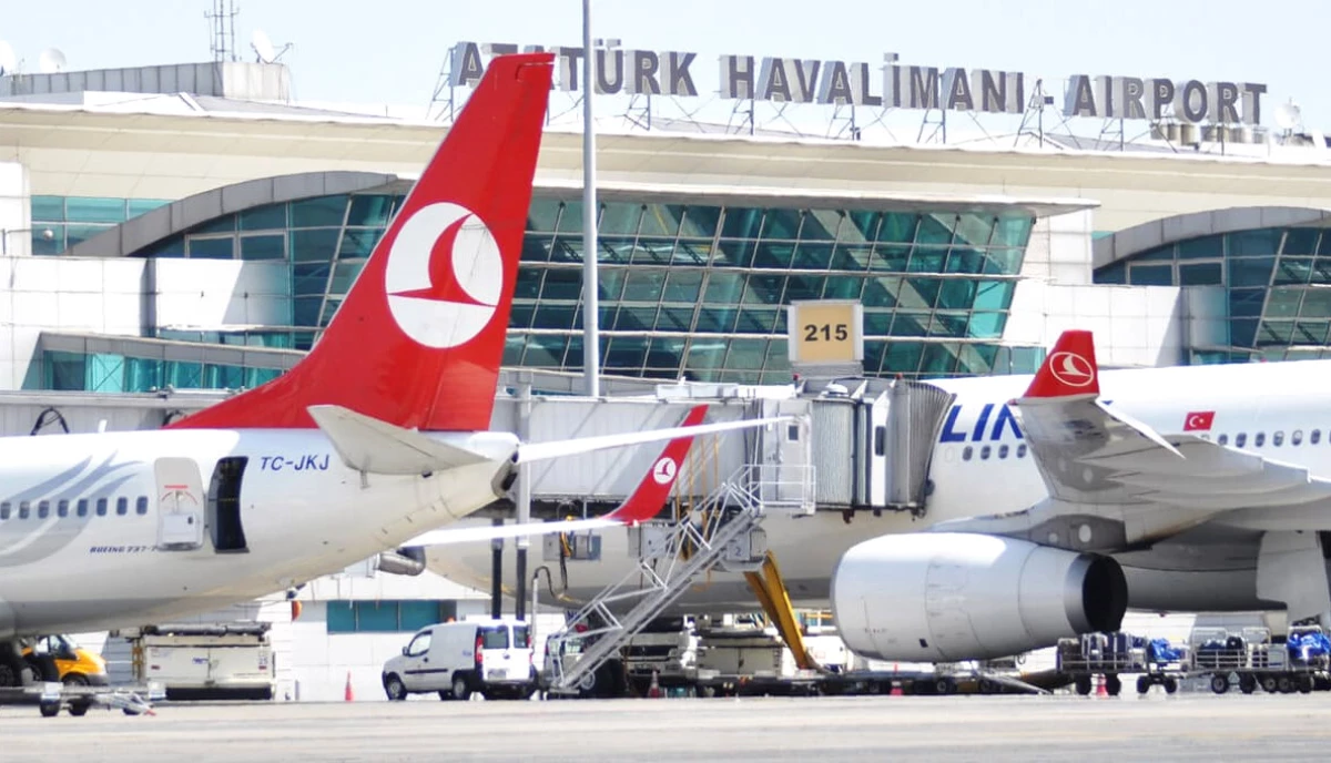 Bakan Arslan: Atatürk Havalimanı, İstanbul\'a Nefes Aldıran Bir Alan Olacak