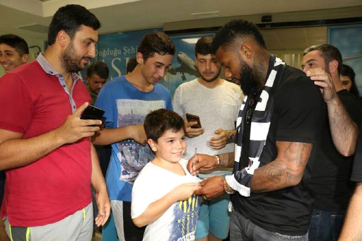 Beşiktaş\'ın Yeni Transferi Lens Samsun\'da