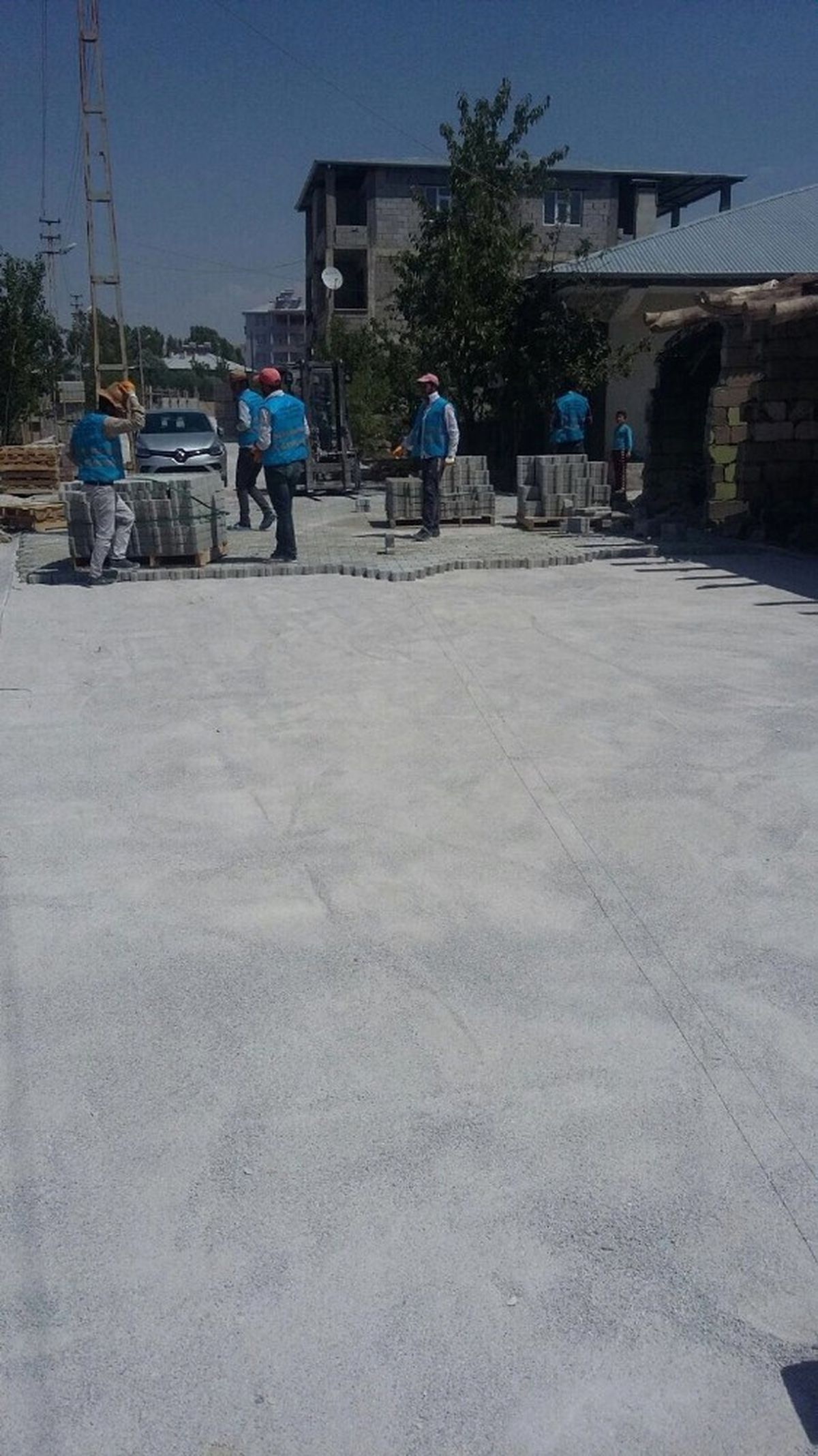 İpekyolu Belediyesinden Yol Yapım ve Onarım Çalışması