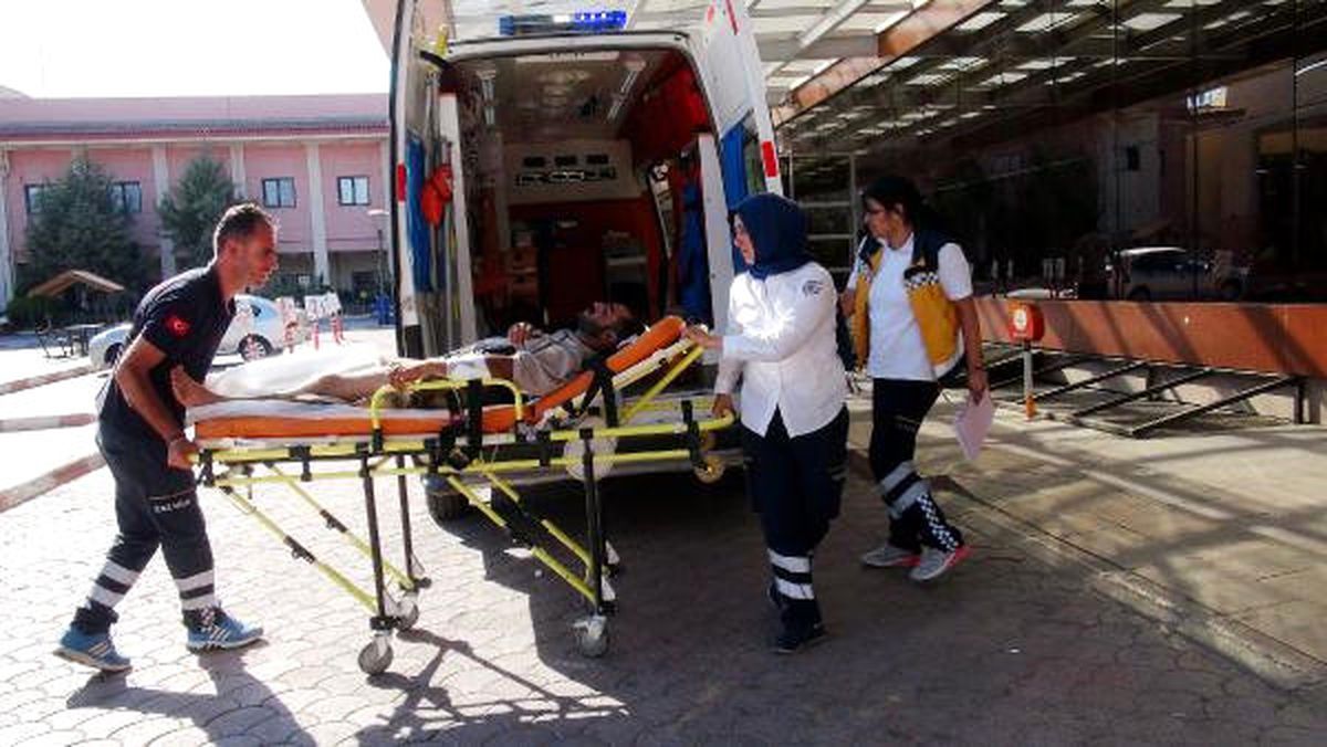 Patlamada Yaralanan 2 Suriyeli, Kilis\'e Getirildi