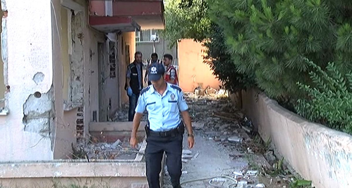 Bakırköy\'de Helikopter Destekli Narkotik Uygulaması