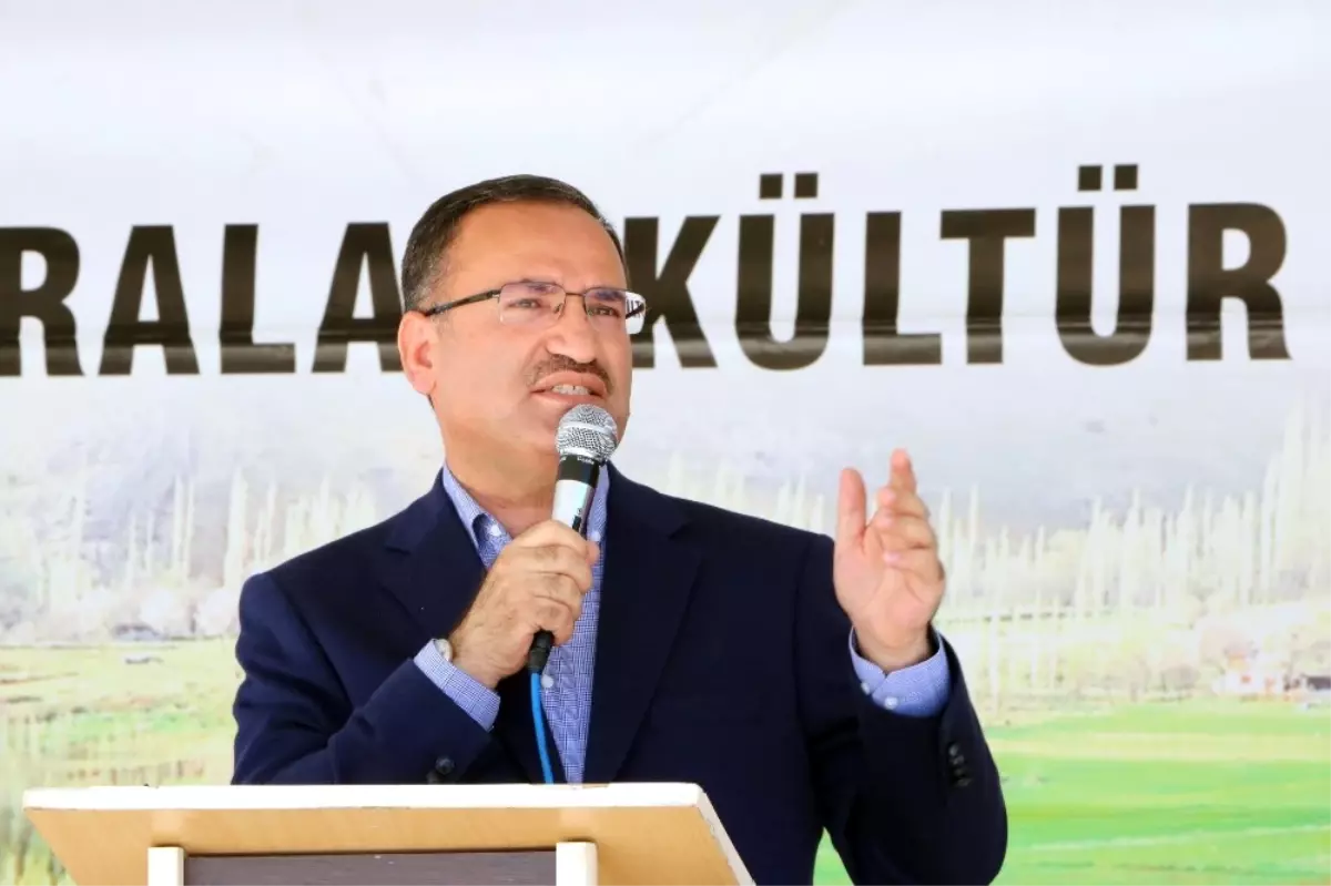 Başbakan Yardımcısı Bozdağ: "Müftü Nikahı Diye Bir Nikah Söz Konusu Değildir"