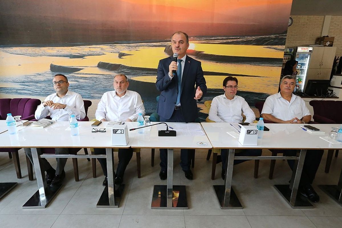 Başkan Hüseyin Gürlesin Vatandaşı Dinledi