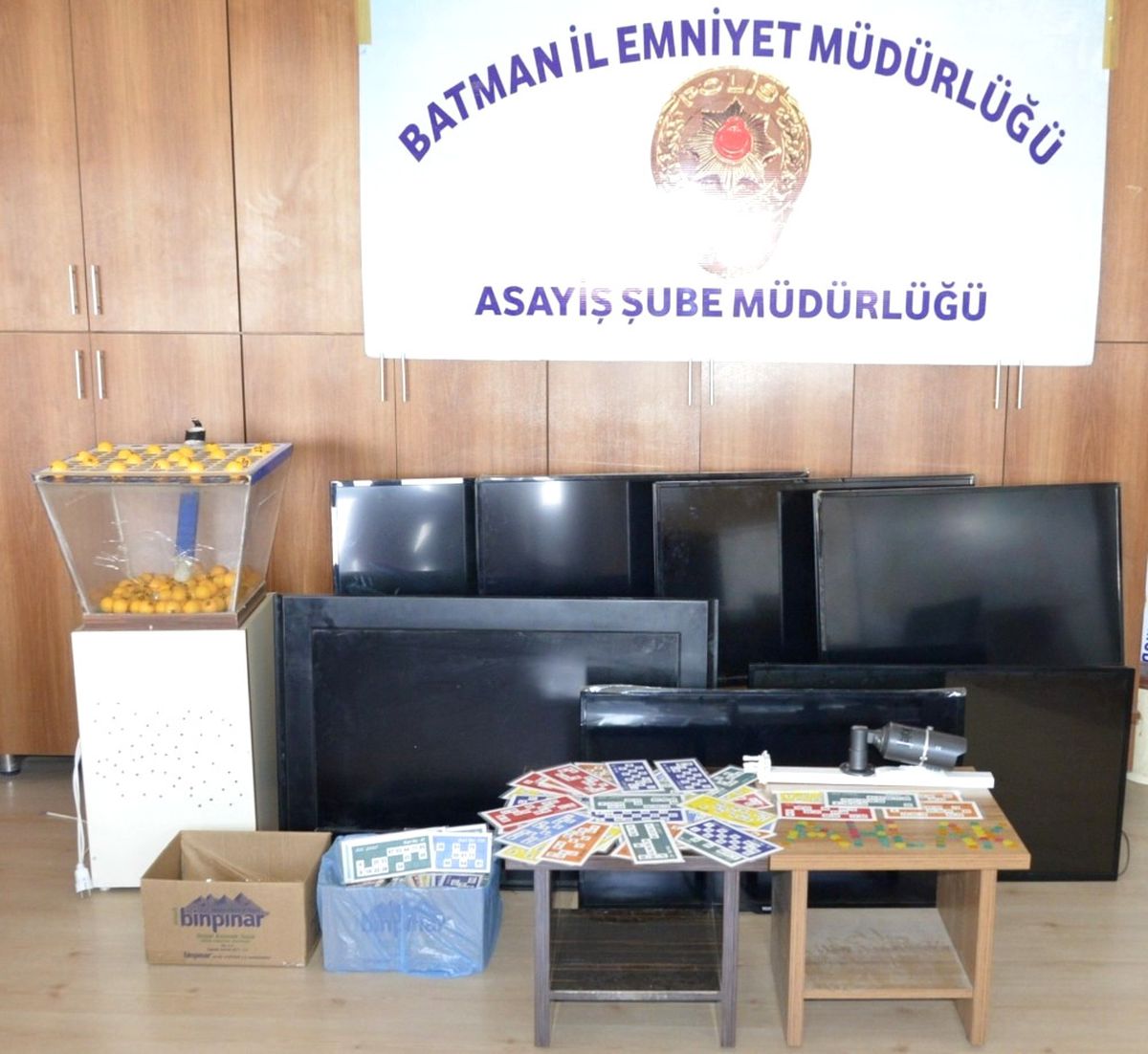 Batman\'da Kumar Oynayan 24 Kişiye Para Cezası Kesildi