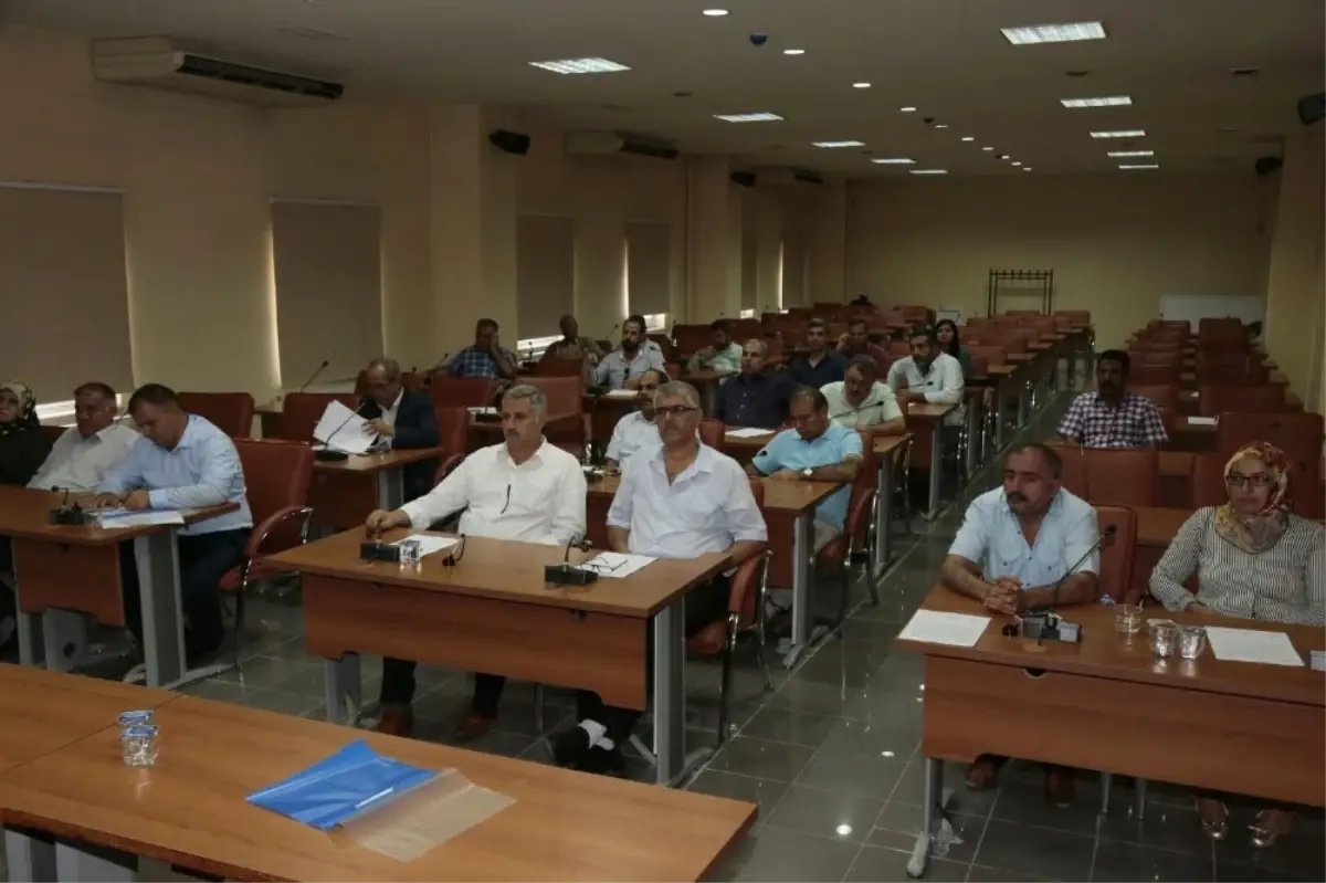 Belediyenin Hizmet Binası Sorununu Masaya Yatırıldı